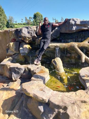 artificial-waterfall-4